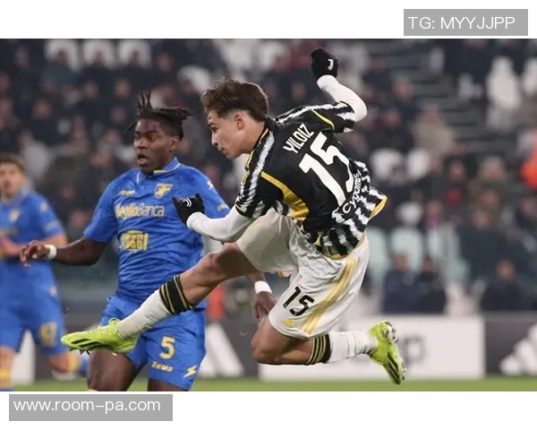 伊尔迪兹社媒庆祝进球：全取三分是最重要的目标